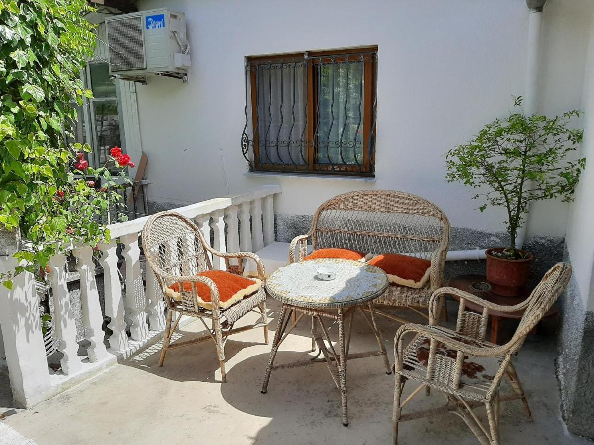 Hotel The Fir Gate Gjirokastër Exterior foto