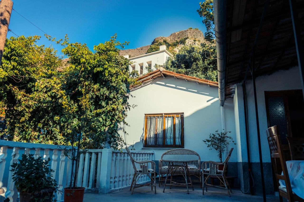 Hotel The Fir Gate Gjirokastër Exterior foto